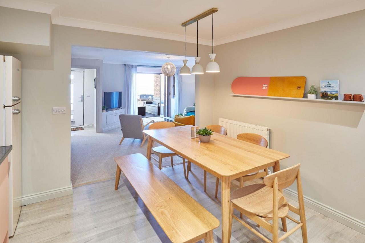 Host & Stay - 'Salty' Seaview Saltburn-by-the-Sea Exterior foto